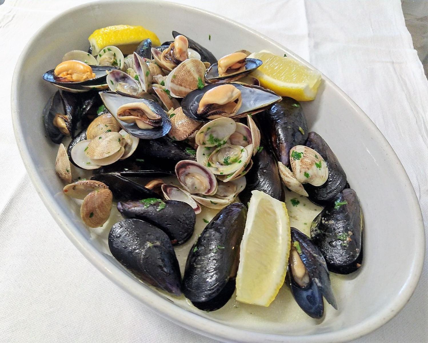 אקווביבה פיצ'נה Hotel Ristorante Il Grillo מראה חיצוני תמונה