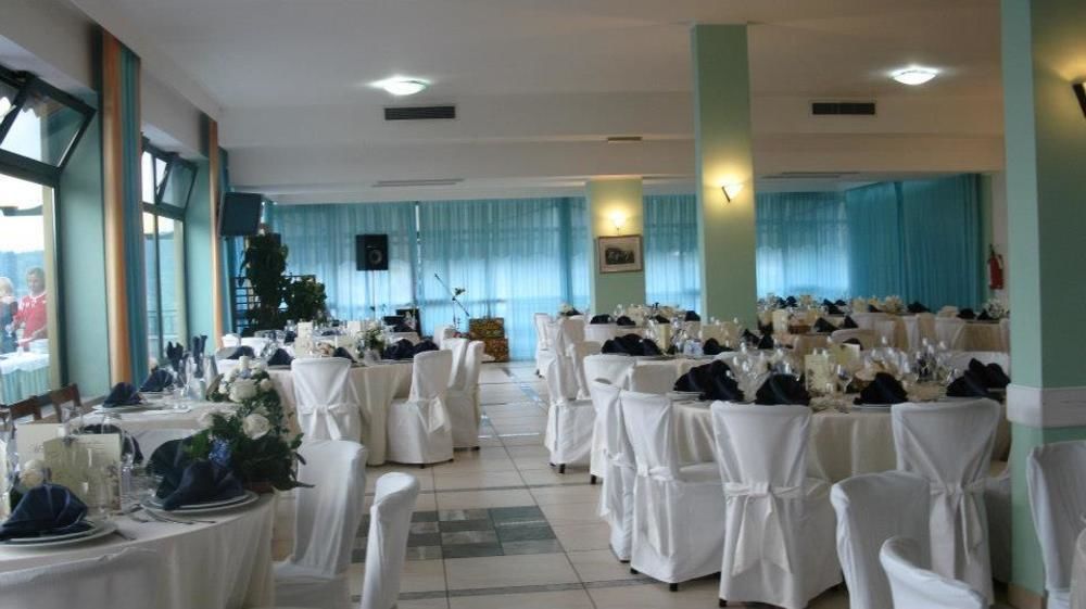 אקווביבה פיצ'נה Hotel Ristorante Il Grillo מראה חיצוני תמונה